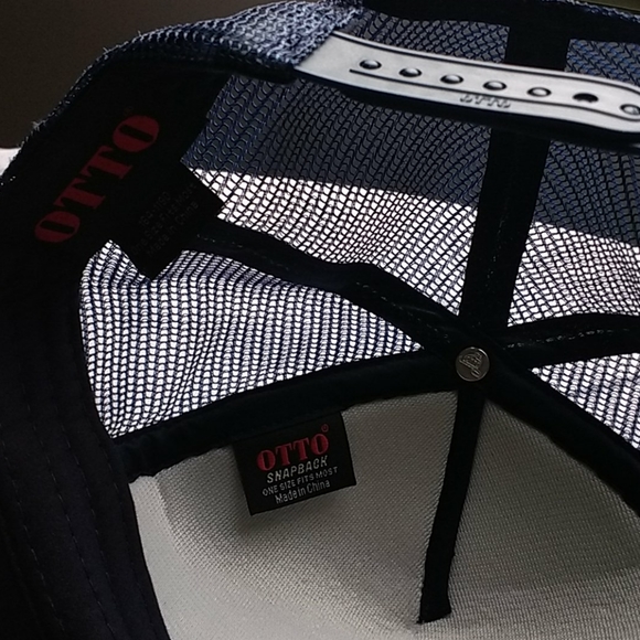 BIg Rig Brewery ballcap and t-shirt - Picture 2 of 4